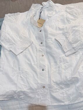 Cherrybetty White Floral Cotton Embroidered Button-Down Shirt Size XL NWT